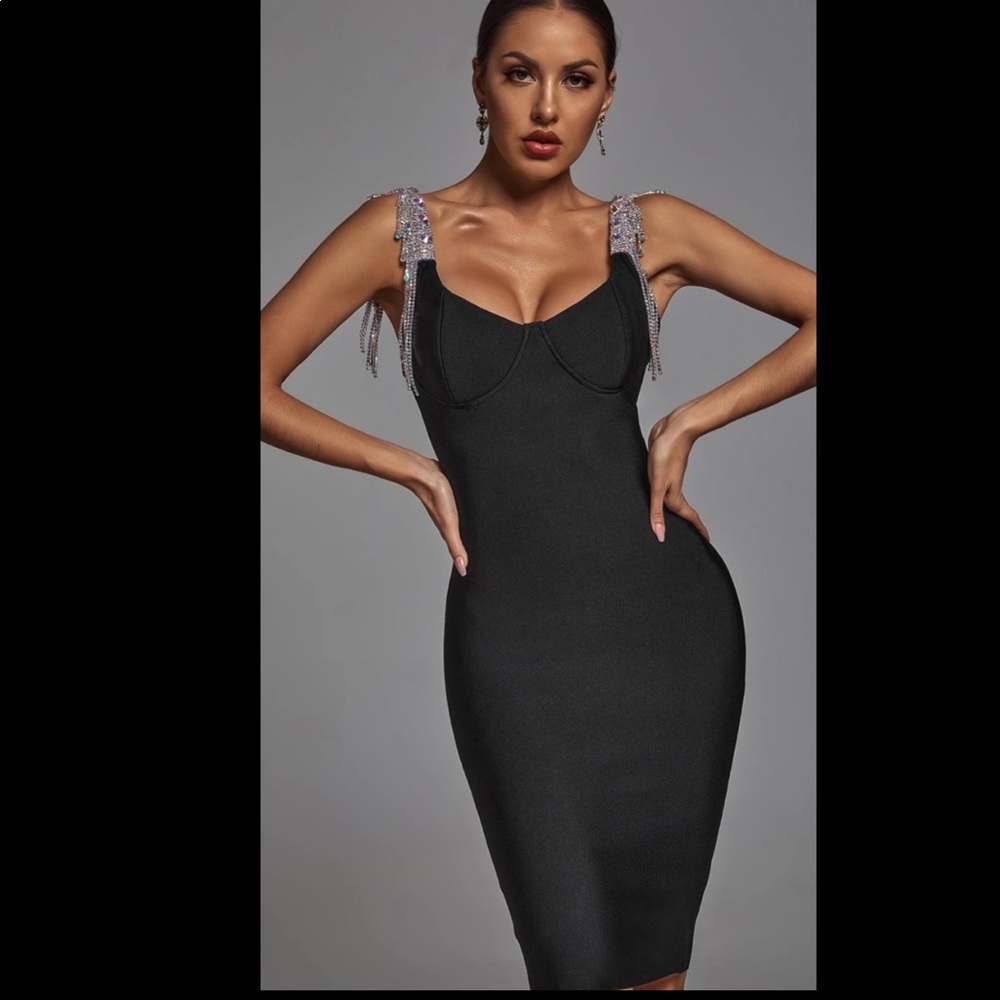 Black midi bandage dress
